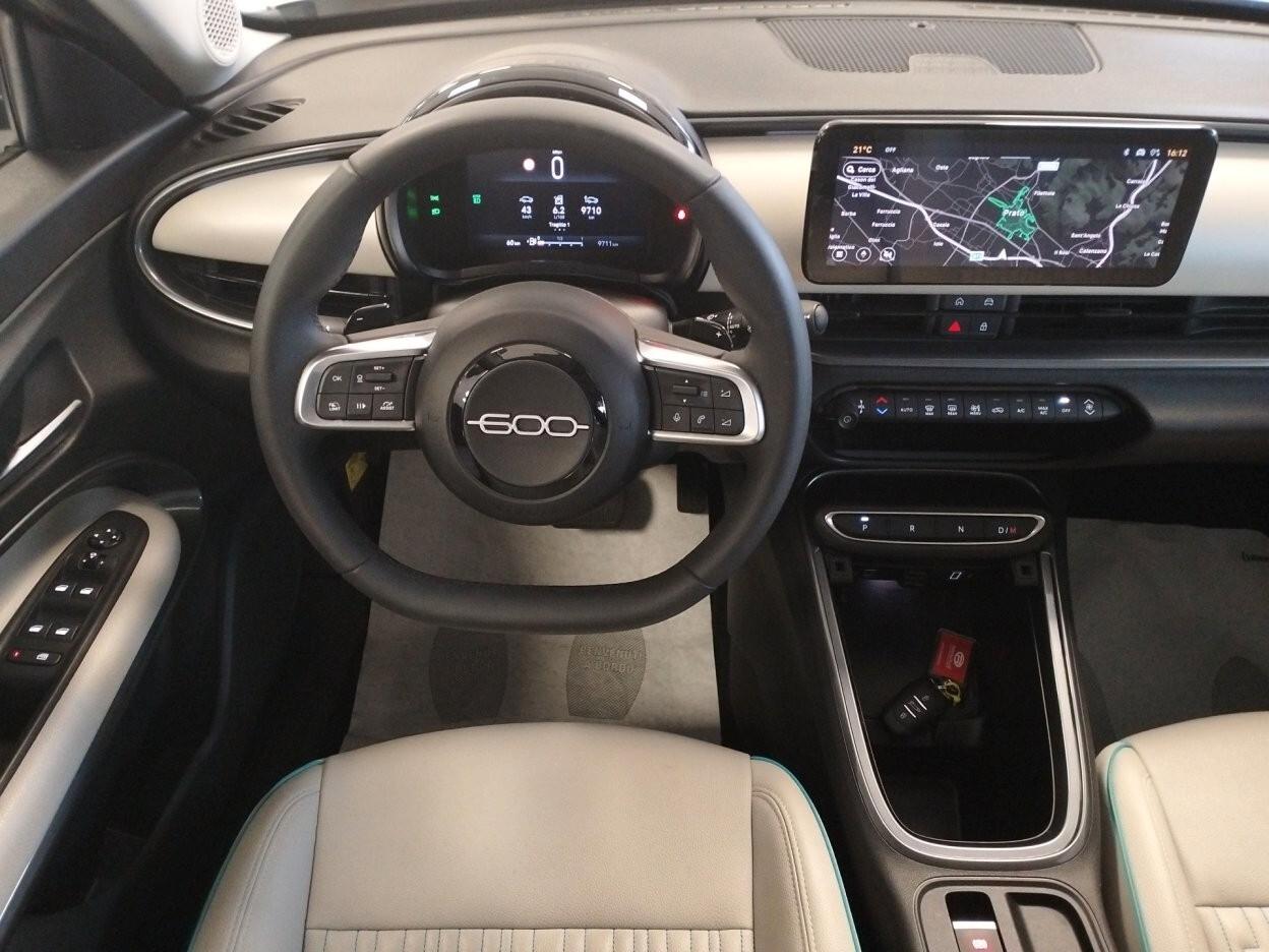 Fiat 600 1.2 hybrid La Prima 110cv * AUTOMATICA * 2025 *