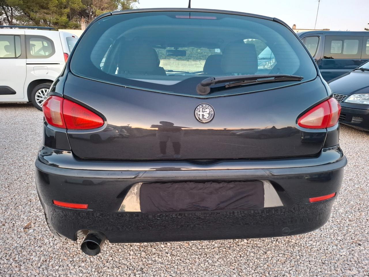 Alfa Romeo 147 1.9 JTD (115 CV) 5p. Distinctive