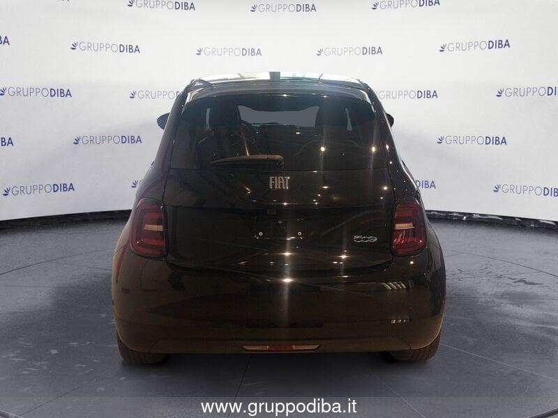 FIAT 500 BEV HATCHBACK M Nuova Hatchback My23 La Nuova - 320 Berlin