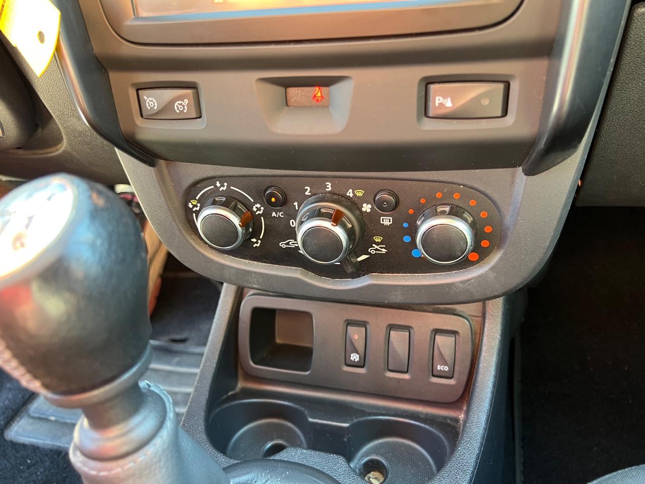 Dacia Duster 1.5 DCI LAUREATE PERMUTE RATE GARANZIA