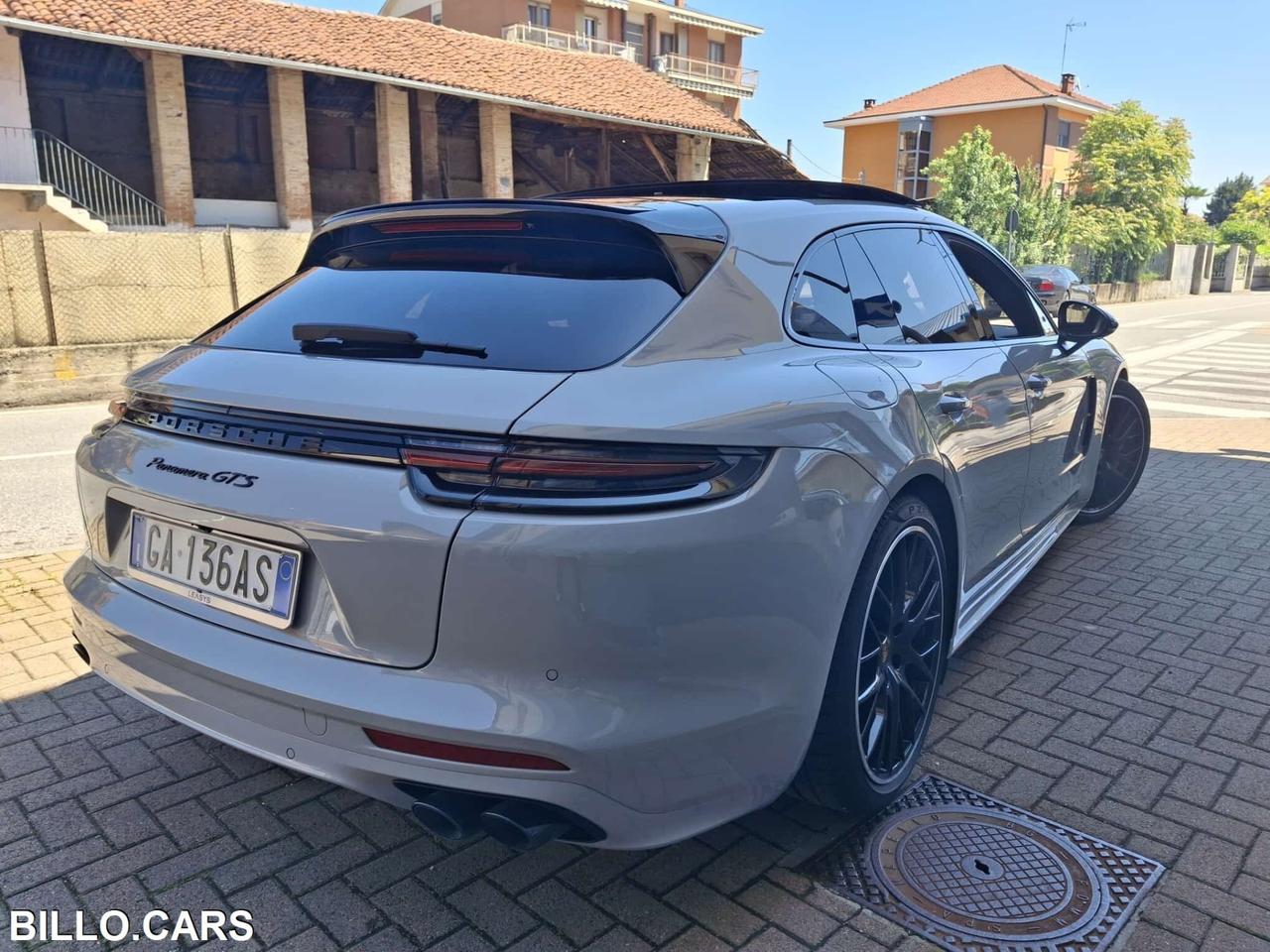 Porsche Panamera GTS Sport Turismo