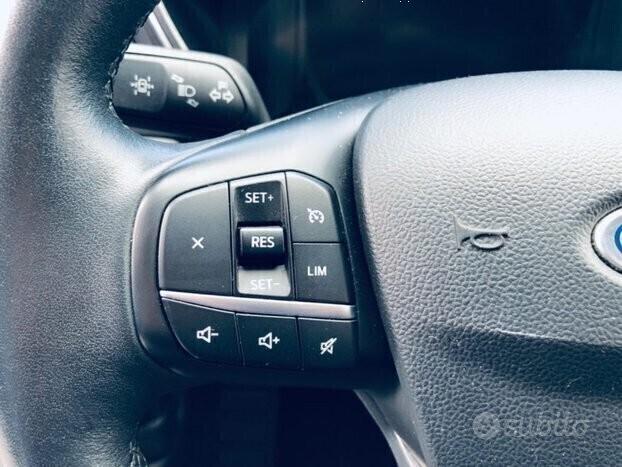 Ford Kuga 1.5 120CV AUTOM- NAVI-TELECAM-TITANIUM