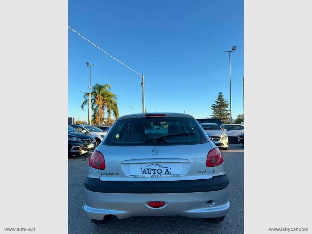 PEUGEOT 206 1.1 5p. S