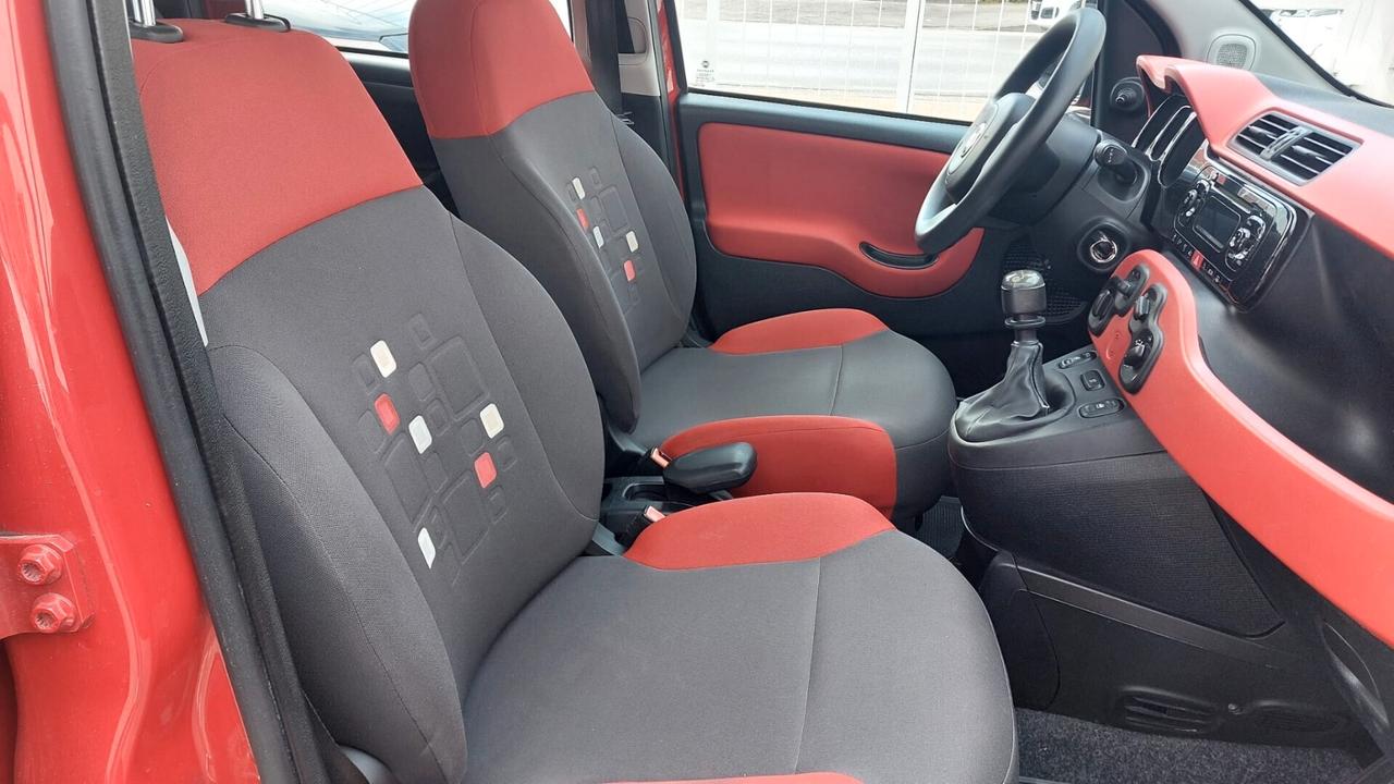 Fiat Panda 1.2 Lounge PERFETTA - 2015