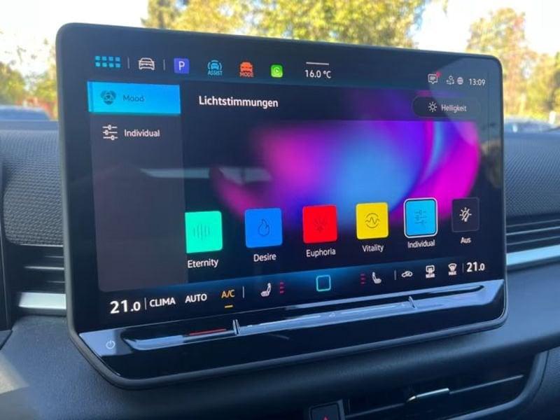 Volkswagen T-Roc Volkswagen T-Roc 1.5 eTSI R-LINE 150cv DSG FULL LED NAVI CAMERA ACC
