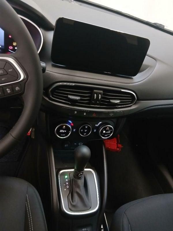 FIAT Tipo 5p 1.5 t4 hybrid Cross 130cv dct