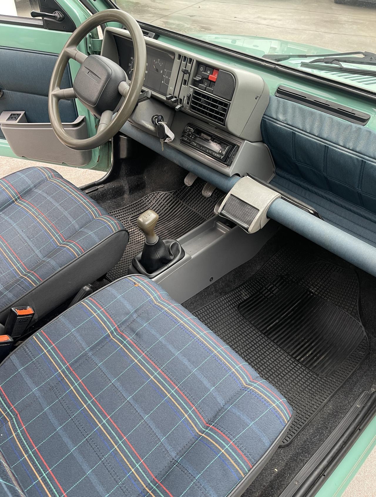 Fiat Panda ASI CRS 900 i.e. cat Young