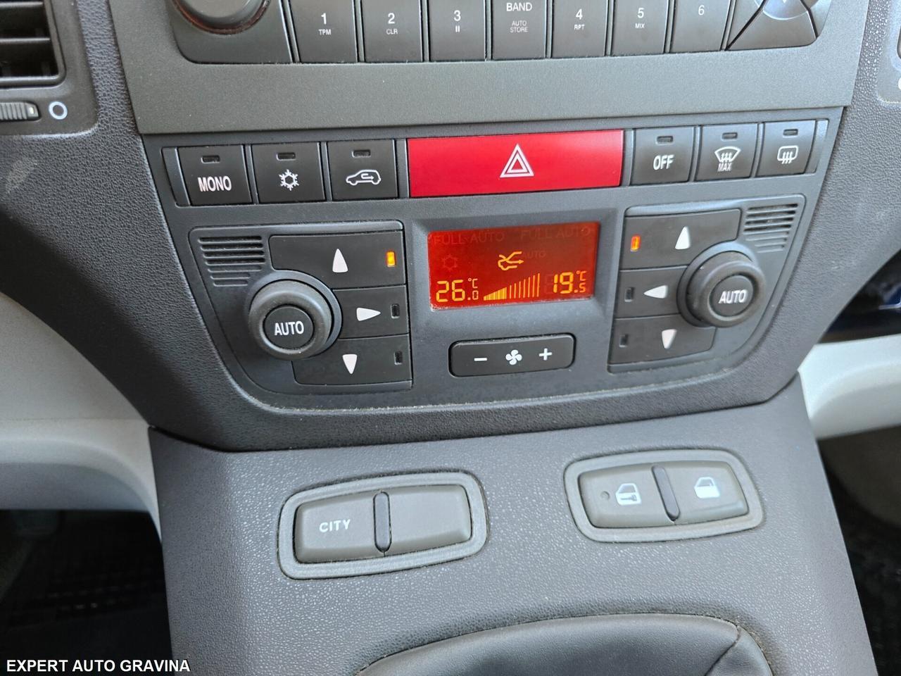 Fiat Idea 1.4 16V Emotion GPL