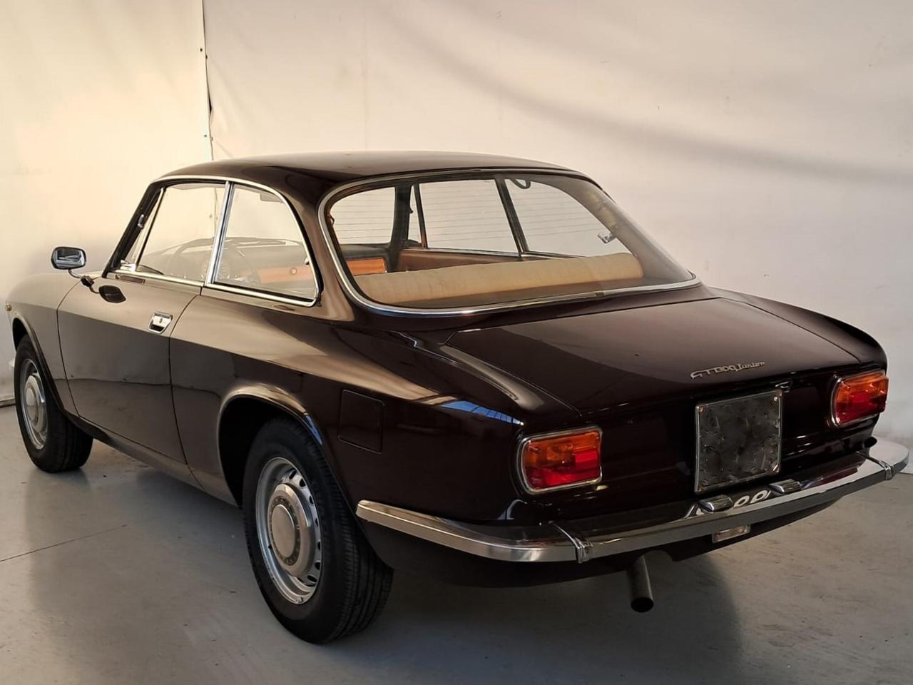 Alfa Romeo GT 1300 Junior