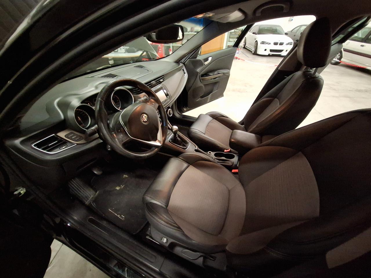 Alfa Romeo Giulietta 2.0 JTDm-2 150 CV Exclusive