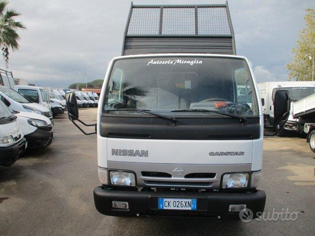 Nissan Cabstar 3000 120CV RIBALTABILE TRILATERALE