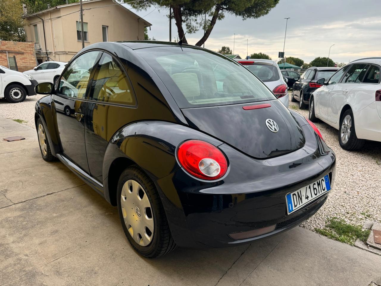 Volkswagen New Beetle 1.6 2008 69000KM