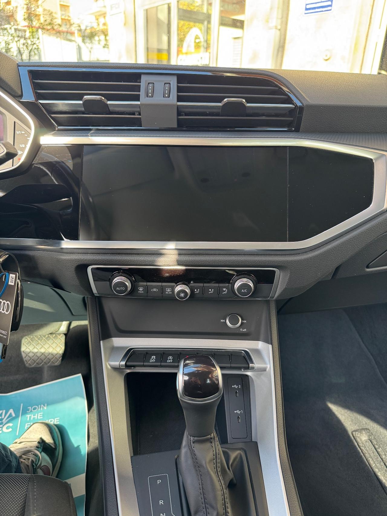 Audi Q3 35 TDI S tronic Business Advanced