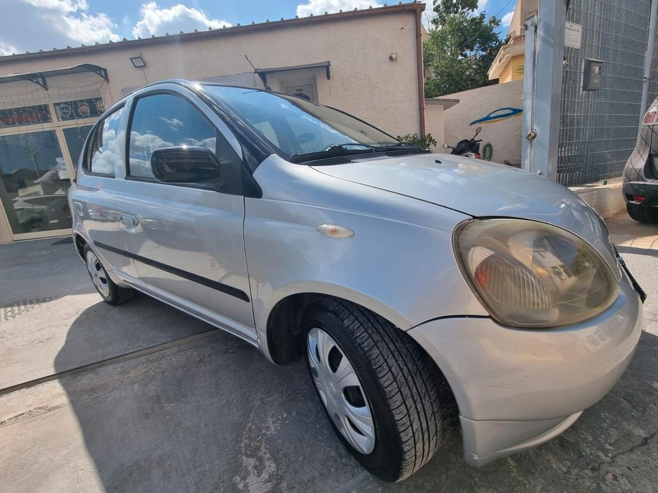 Toyota Yaris 1.4 tdi D-4D cat 5 porte