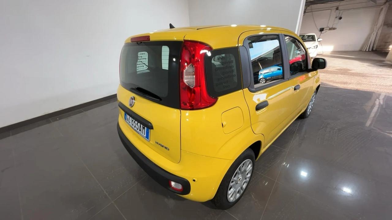 Fiat Panda 1.0 FireFly S&S Hybrid Pandina KM0