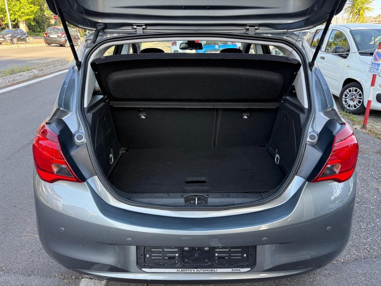 Opel Corsa 1.2 5 porte Cosmo benzina