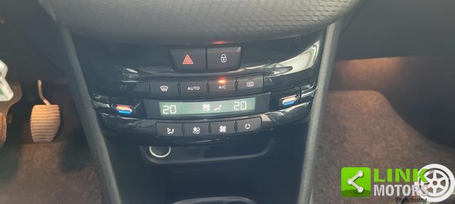 PEUGEOT 208 allure