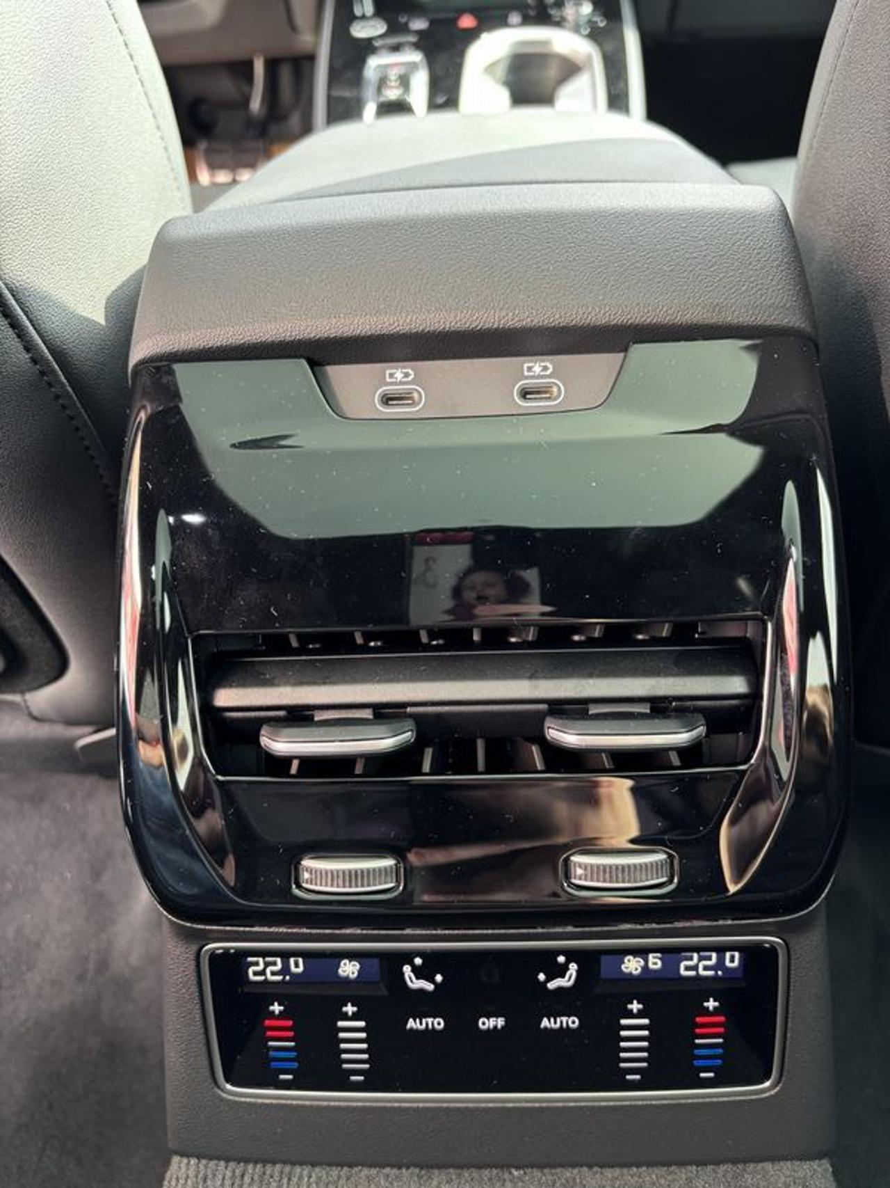 Audi A6 Avant TDI 150 kW S tronic S line edition MATRIX