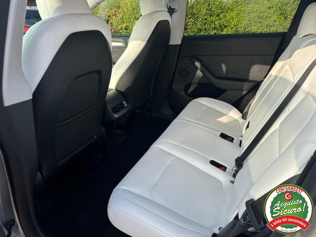 TESLA Model Y AWD Performance