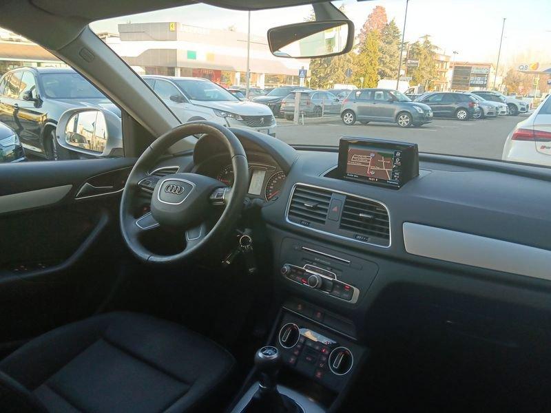 Audi Q3 2.0 TDI 120 CV Business