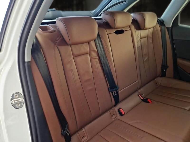AUDI A4 SW 2.0 TDI S-TRONIC