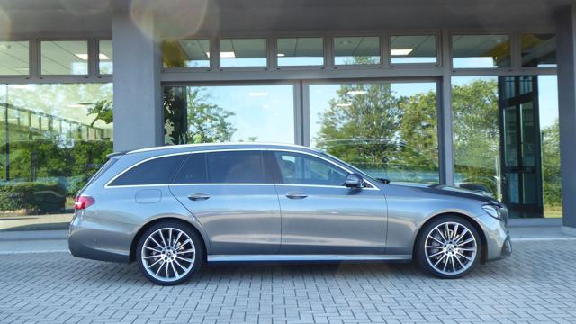 MERCEDES-BENZ E 220 d S.W. 4Matic Auto Premium AMG