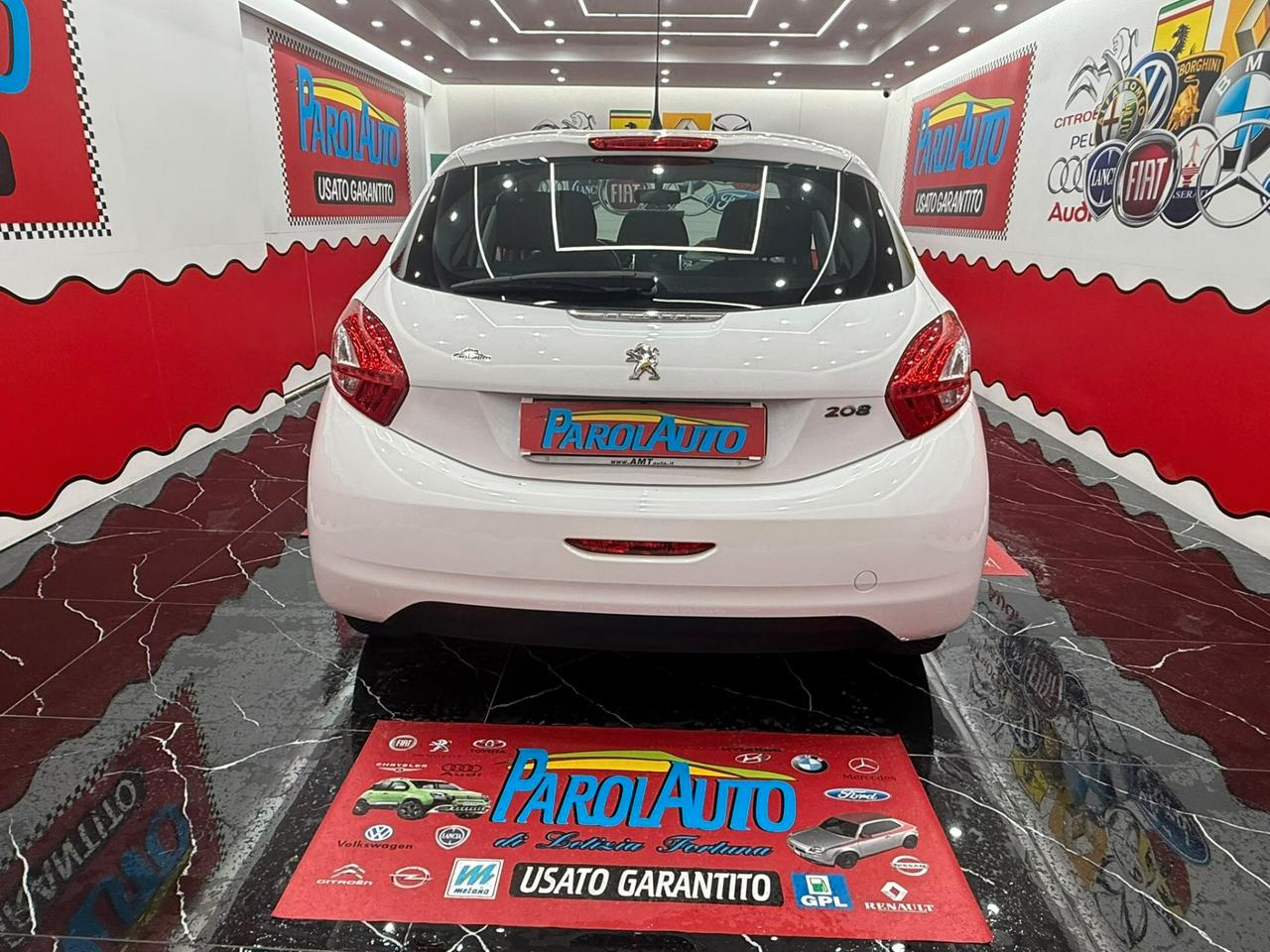 Peugeot 208 1.0 VTi 68cv Puretech - 2013