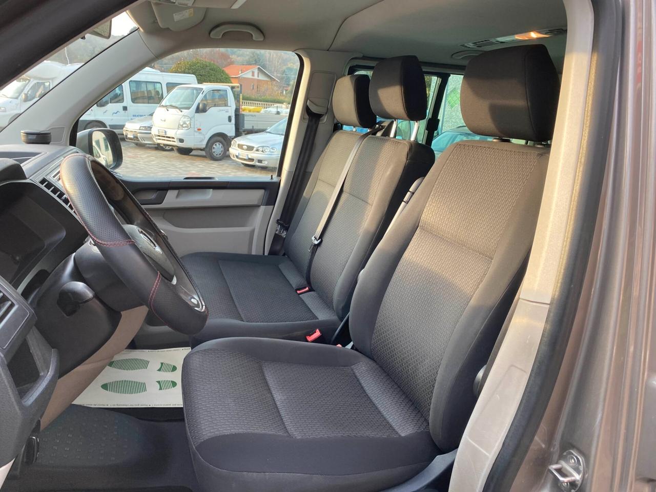 Volkswagen Transporter 2.0 TDI PC Kombi