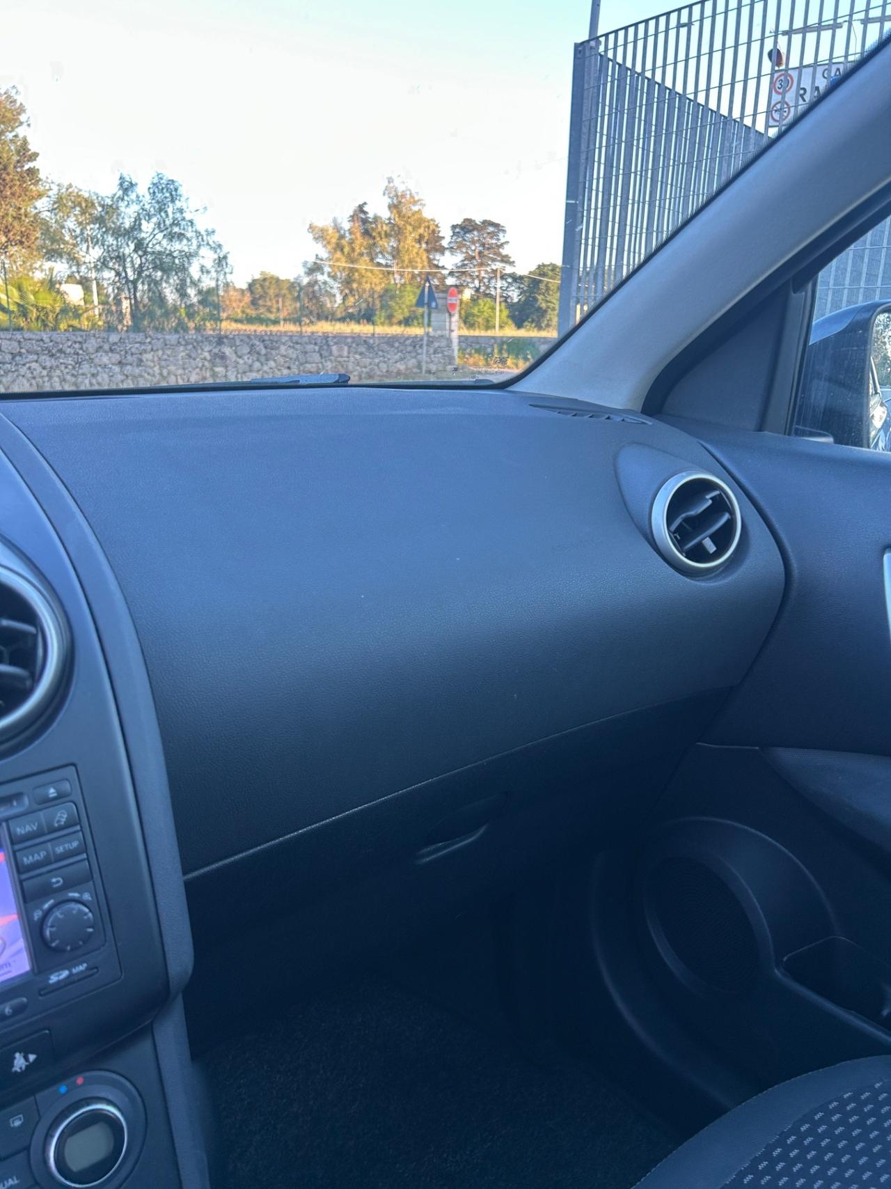 Nissan Qashqai 1.5 110 cv n-tec-2011/NAVI/TETTO/18”