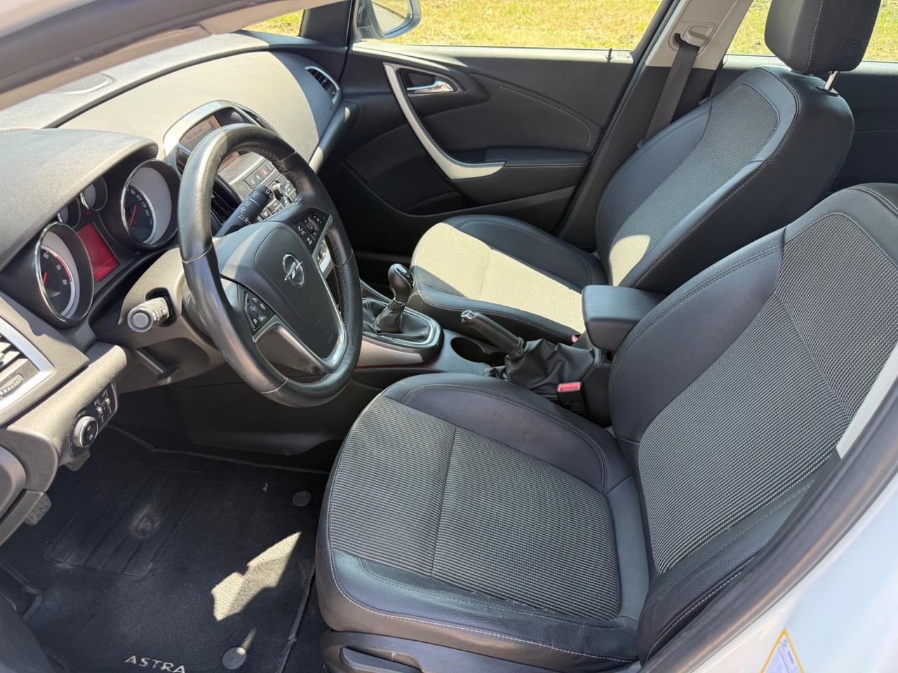 Opel Astra 1.4 Turbo 120CV 5 porte Cosmo