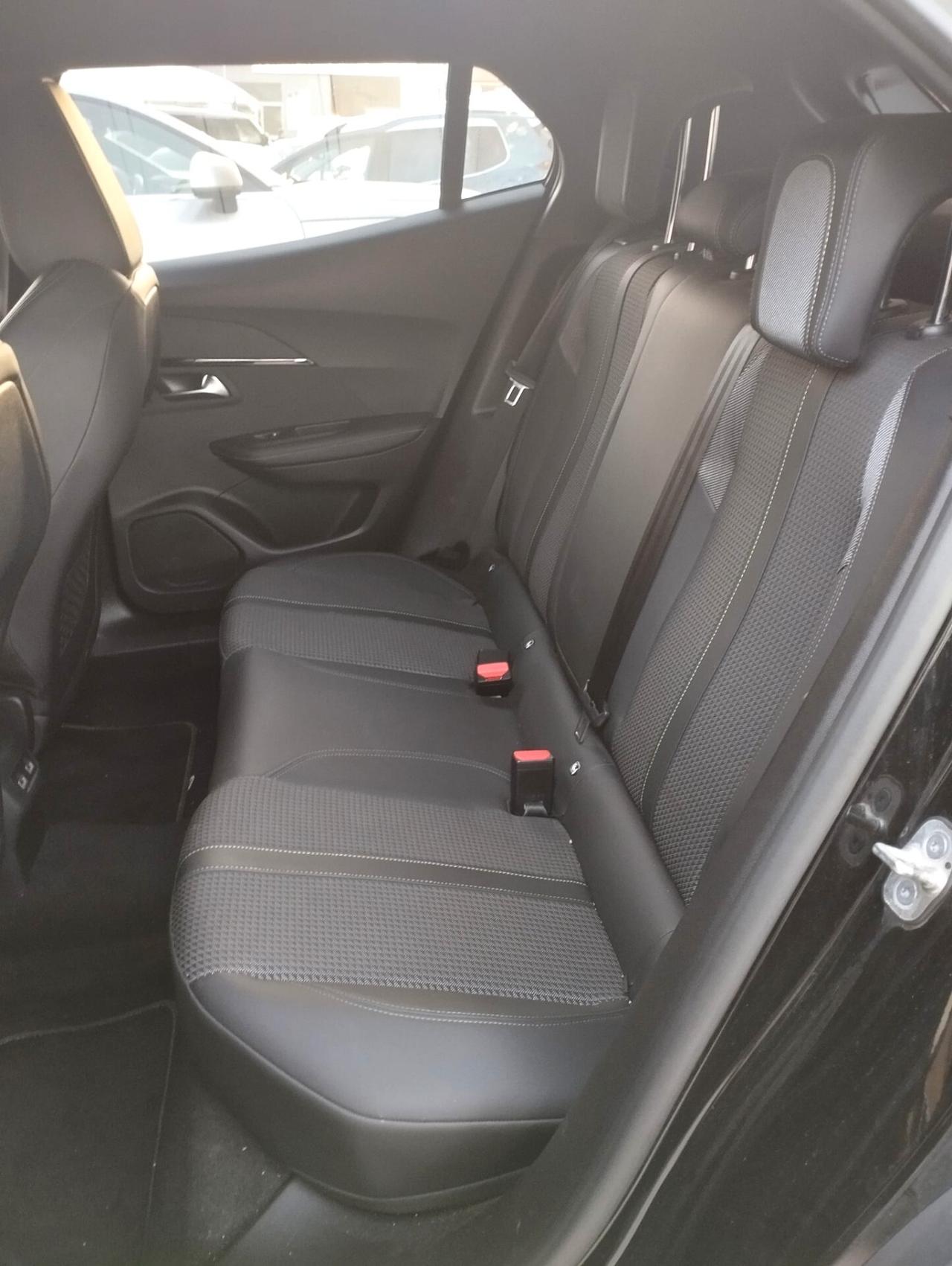 Peugeot 2008 PureTech 130 S&S GT