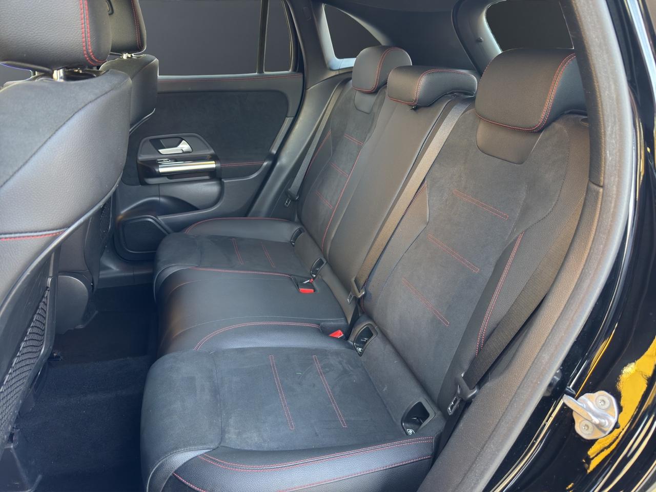 MERCEDES-BENZ GLA 200 d AUTOMATIC. PREMIUM AMG