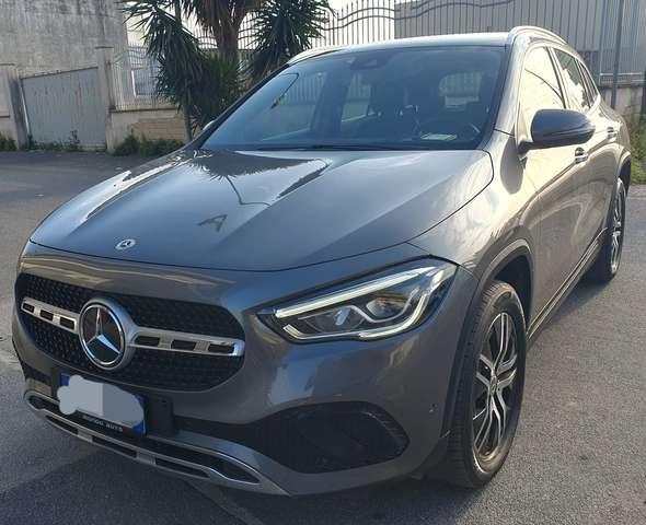 Mercedes-Benz GLA 200 D 150 CV AUTOMATICA SPORT UFFICIALE