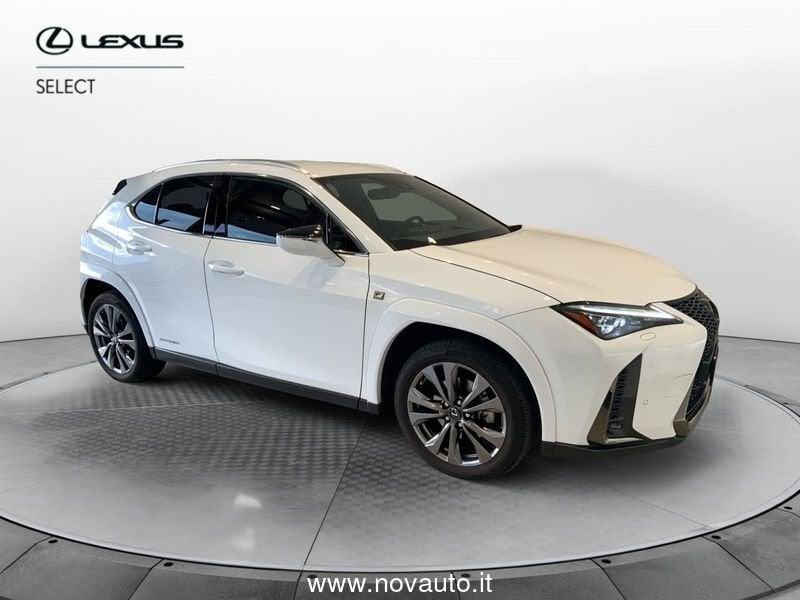 Lexus UX Hybrid 4WD F Sport