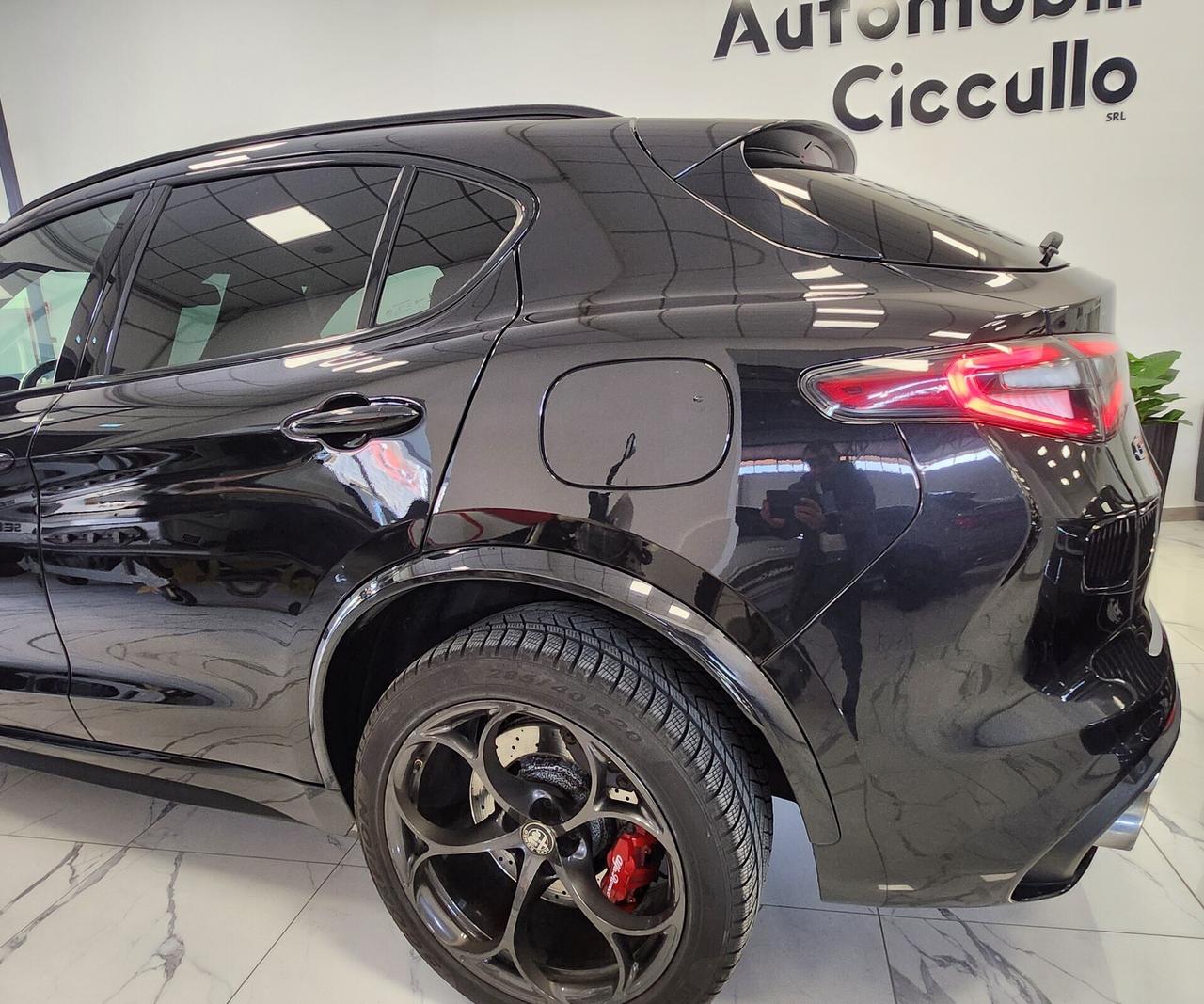 Alfa Romeo Stelvio 2.9 Bi-Turbo V6 510 CV AT8 Quad