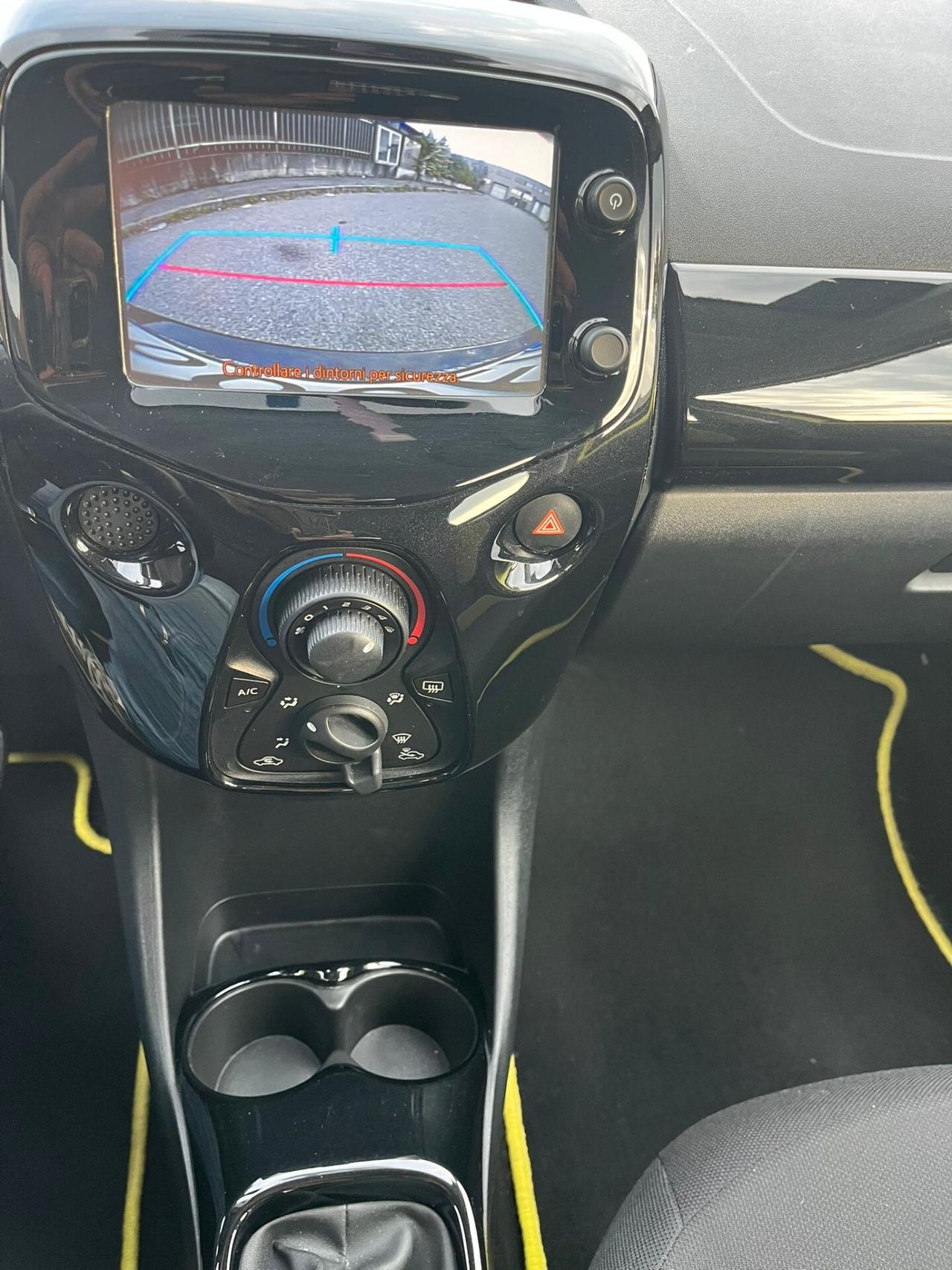 Toyota Aygo 1.0 BENZ SOLO 79K KM