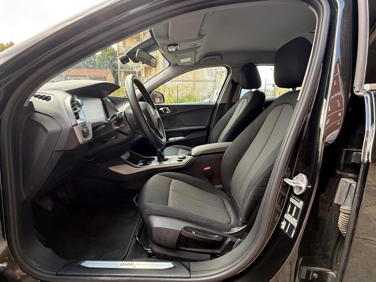 Bmw 118 118i 5p. Advantage