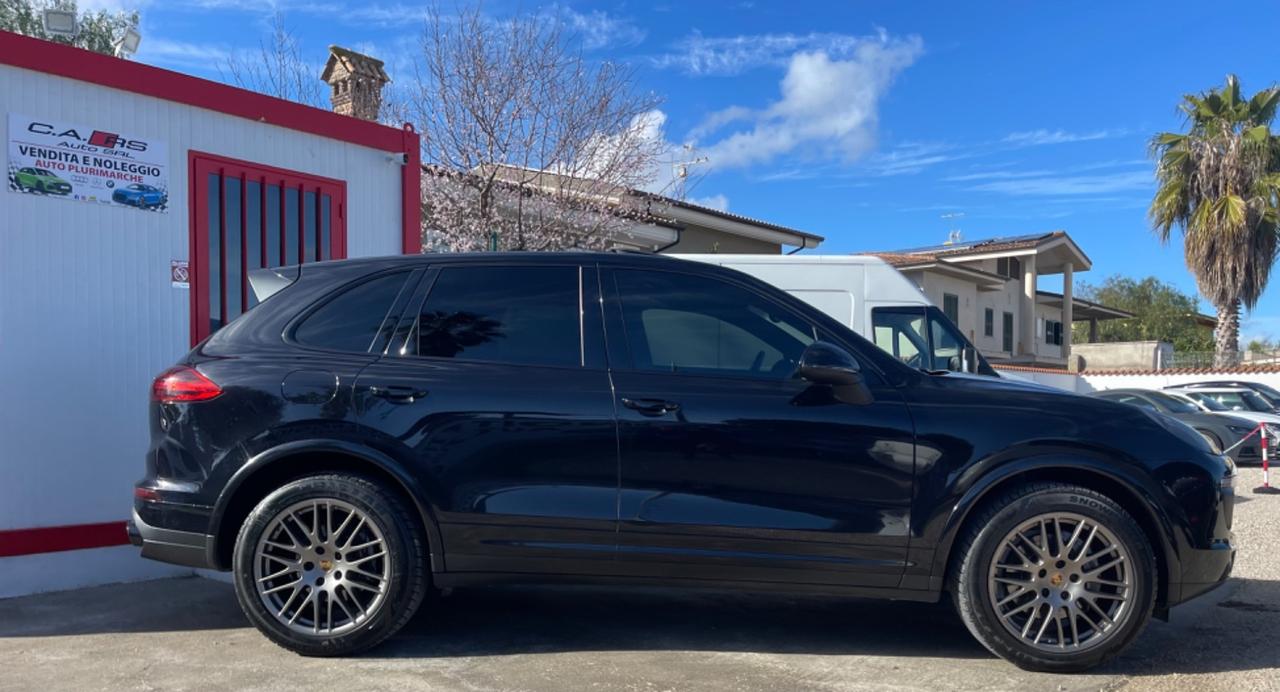 Porsche Cayenne 3.0 Diesel Platinum Edition