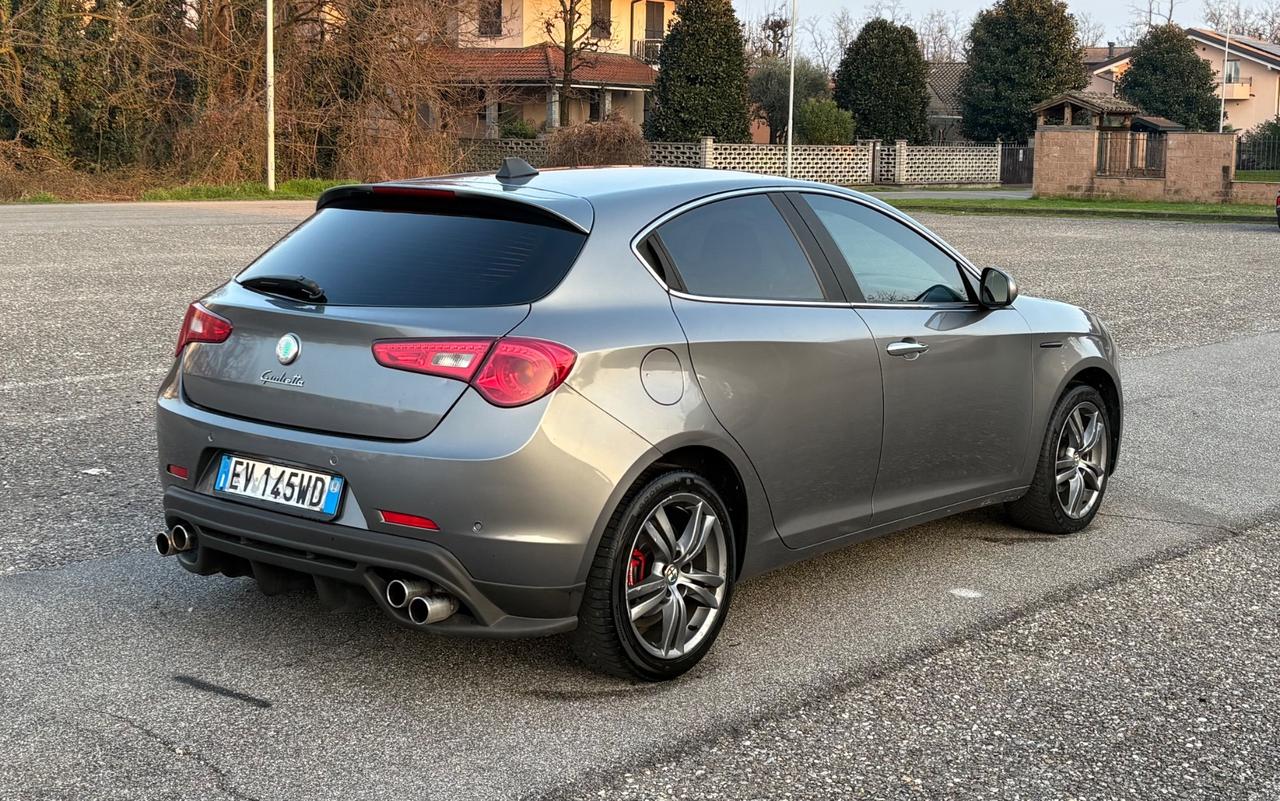 Alfa Romeo Giulietta 1.6 JTDm-2 105 CV Distinctive