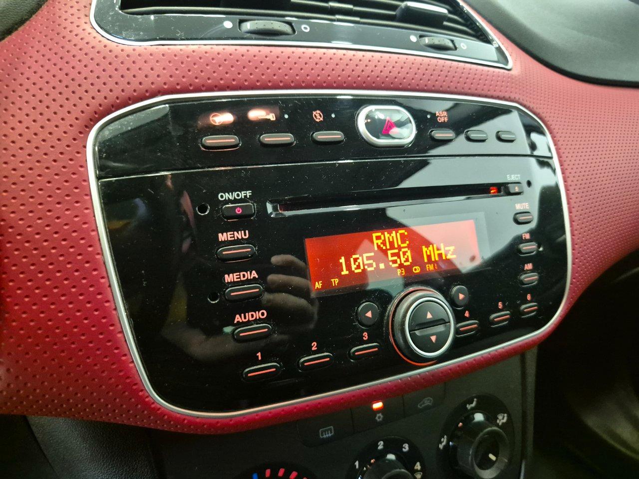 Fiat Punto Evo 5p 1.3 mjt Fun - NEOPATENTATI - Clima - Mp3