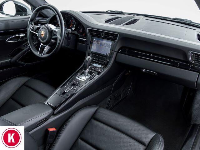 Porsche 911 3.0 Carrera 4 Coupé