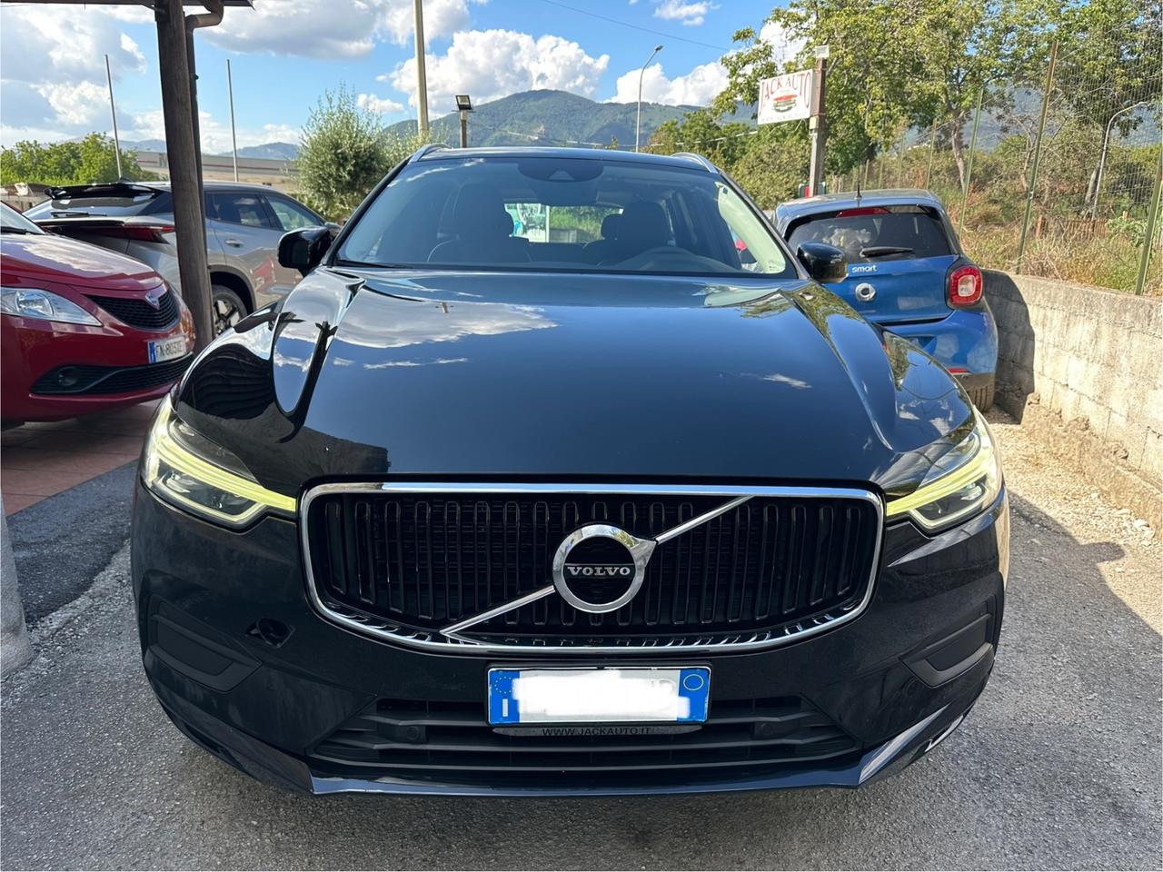 Volvo XC 60 XC60 B4 (d) AWD Geartronic Momentum UNICO PROPRIETARIO
