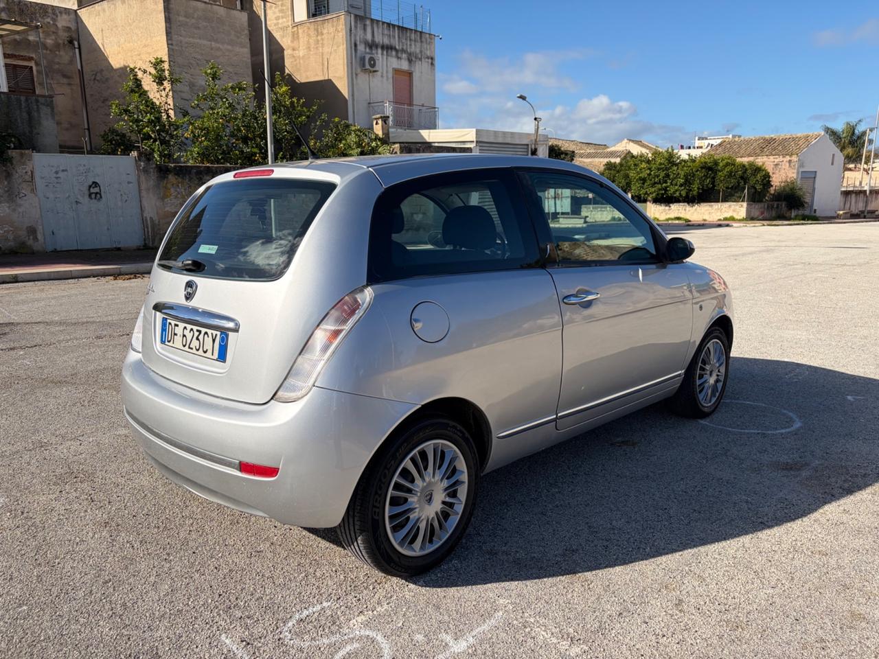 Lancia Ypsilon 1.2 Argento