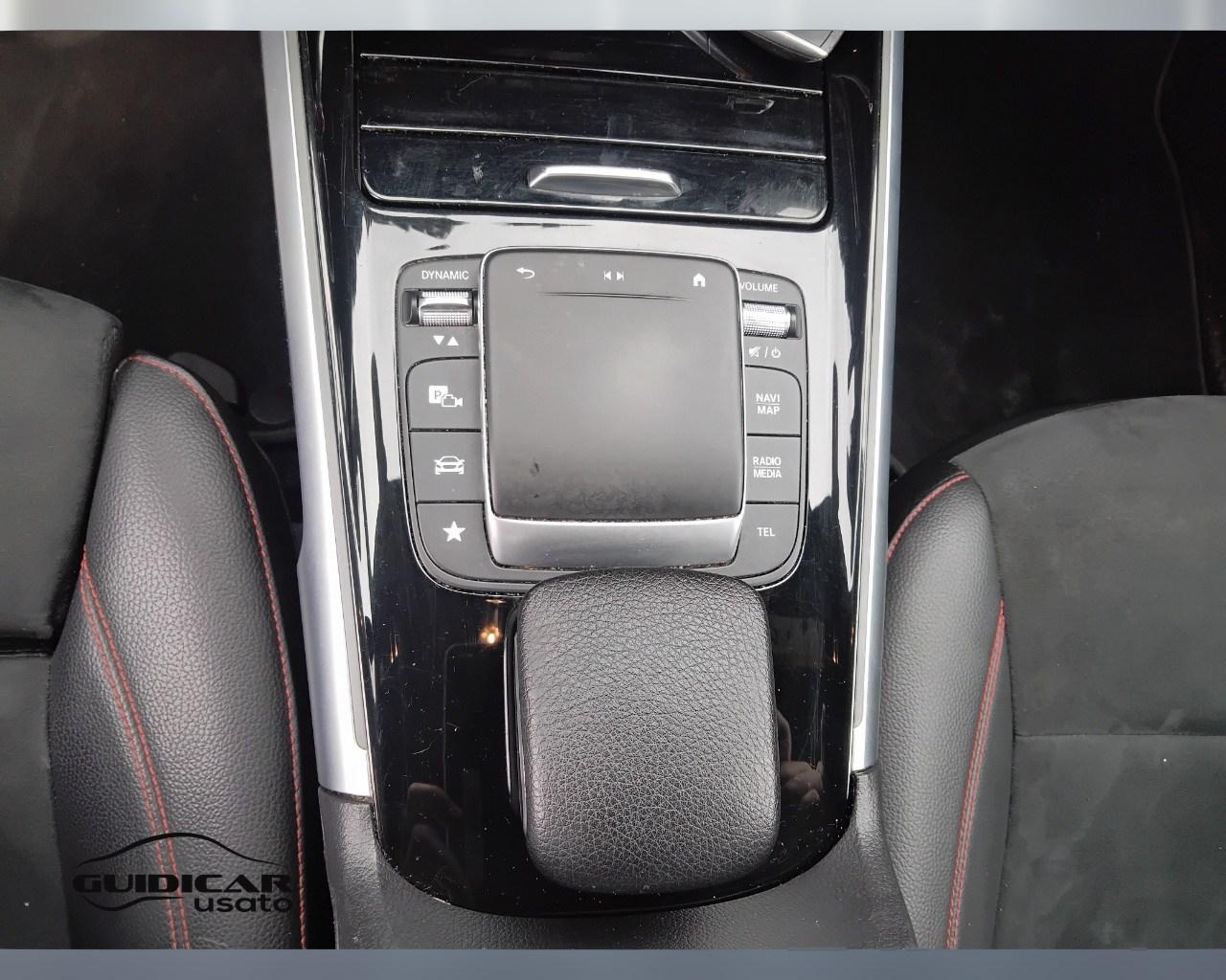 Mercedes-Benz GLB - X247 2019 - GLB 200 d Premium auto
