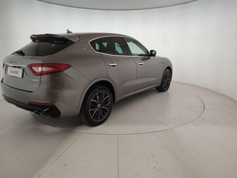 Maserati Levante 3.0 V6 Granlusso 275cv auto my19