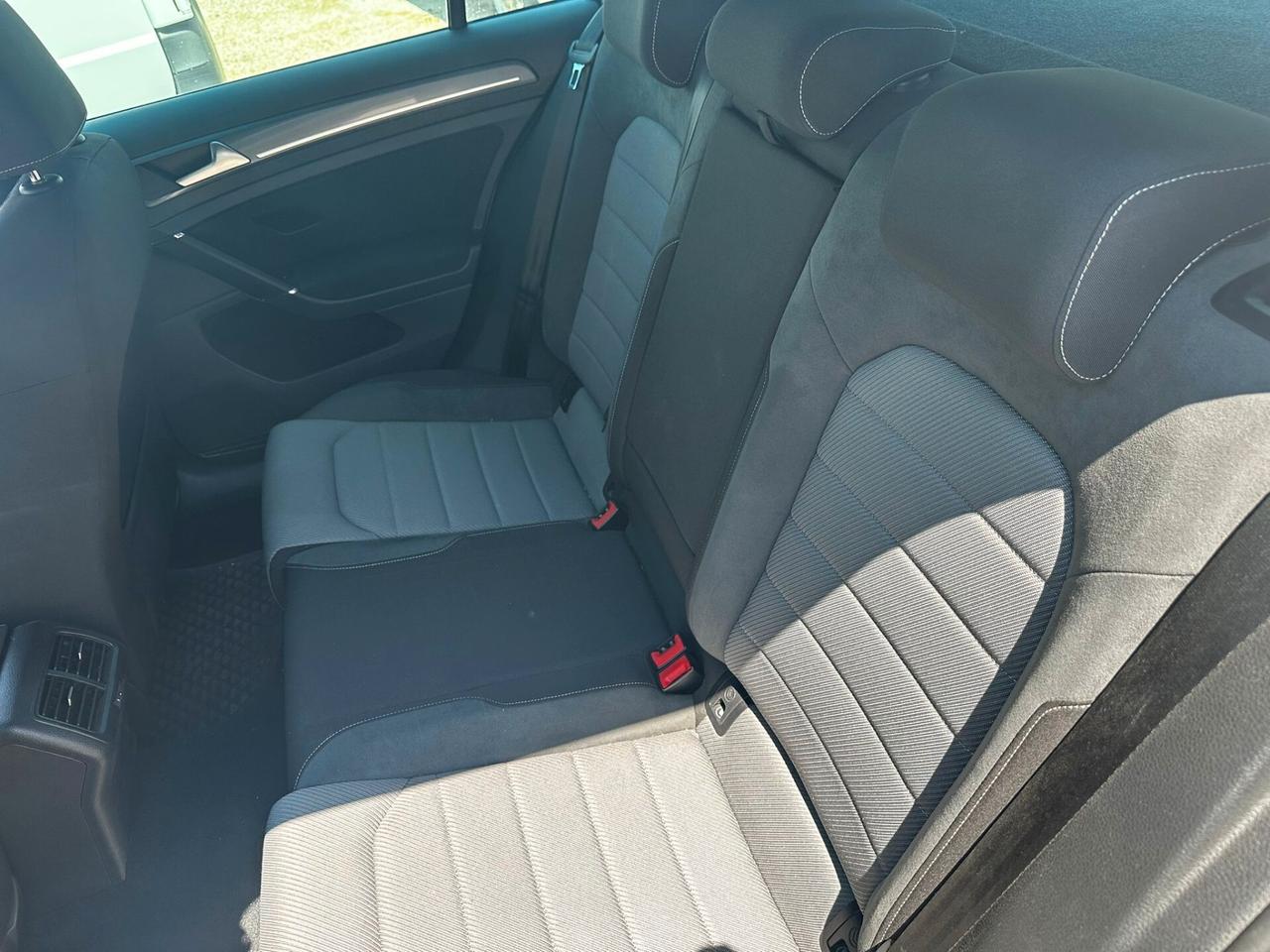 Volkswagen Golf 2.0 TDI DSG 5p. Executive BlueMotion Technology