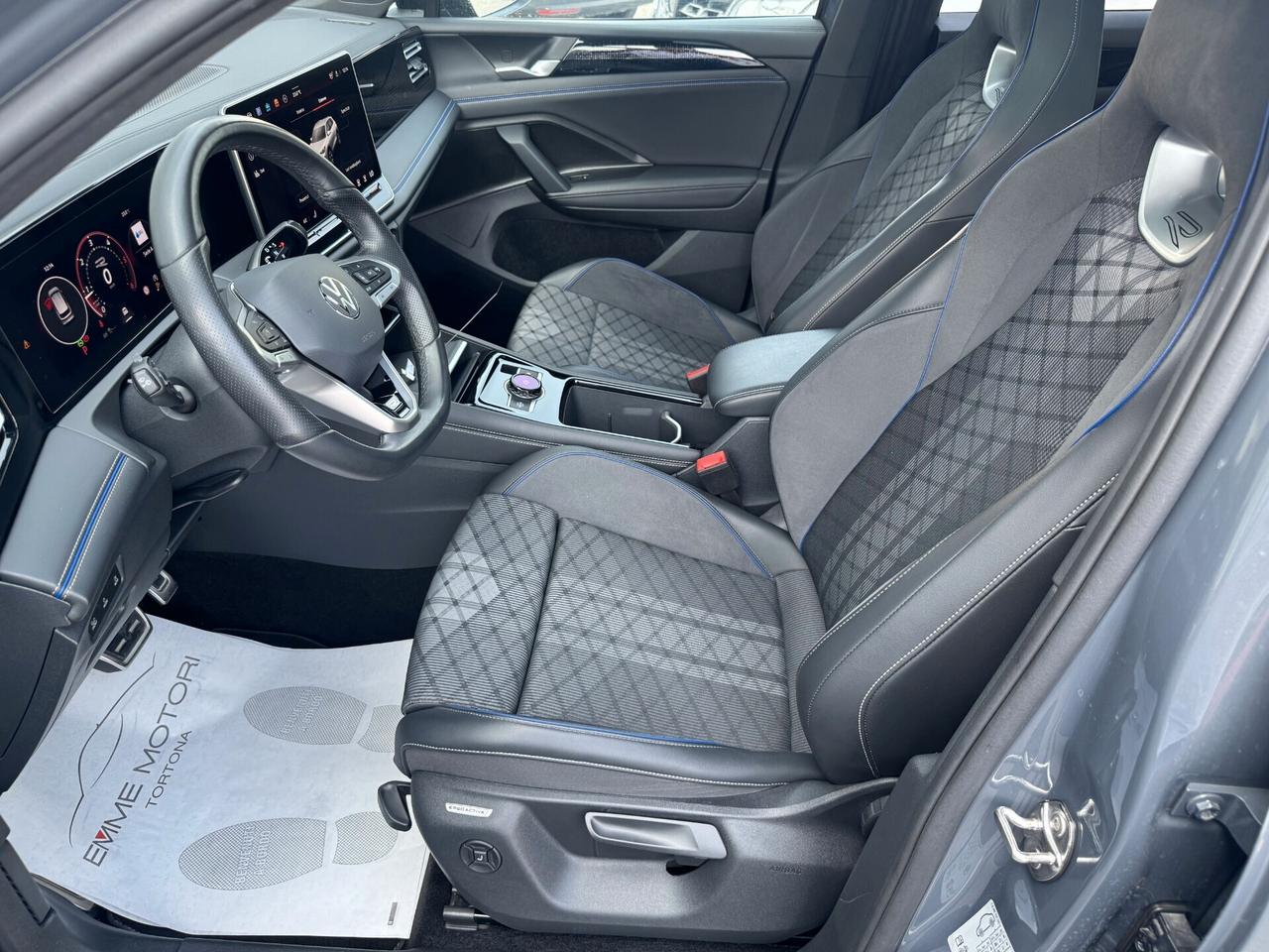 Volkswagen Tiguan 2.0 TDI R-Line Plus (TETTO) 150cv DSG/NO VINCOLI