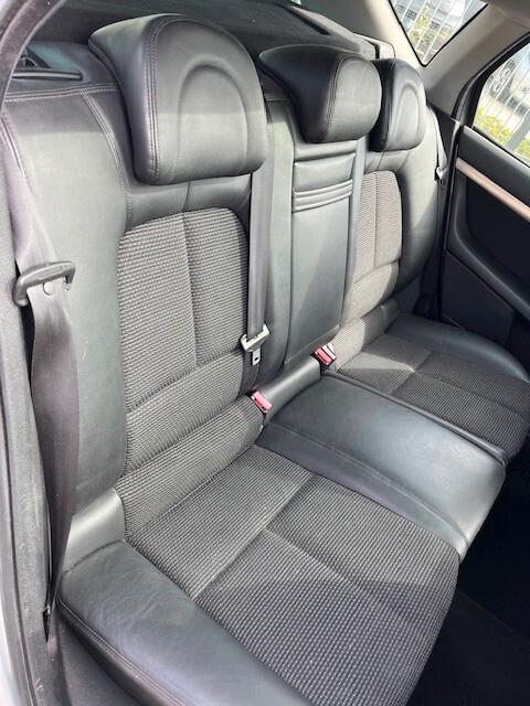 Peugeot 407 2.0 HDi SW Ciel Business