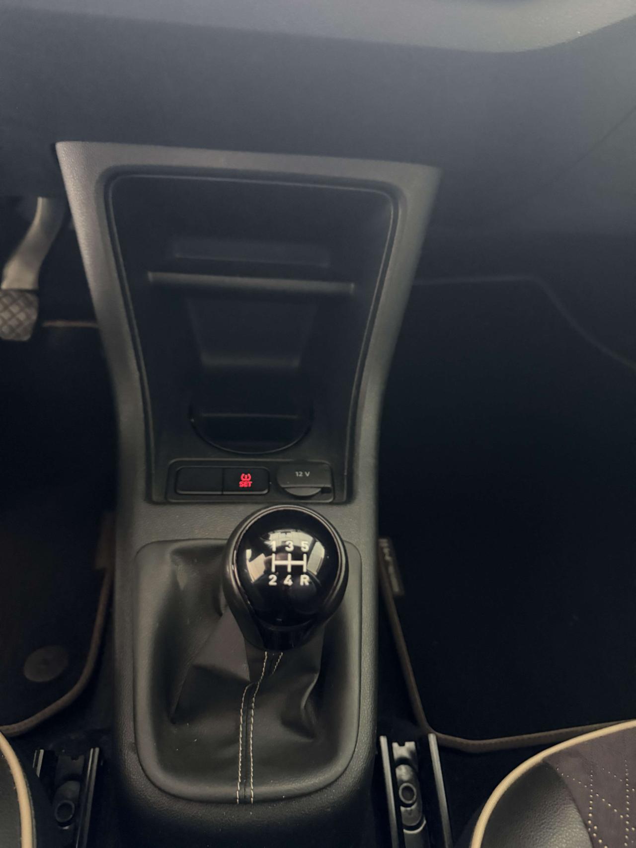 Seat Mii Mii 3p 1.0 by Cosmopolitan 60cv - Nessun