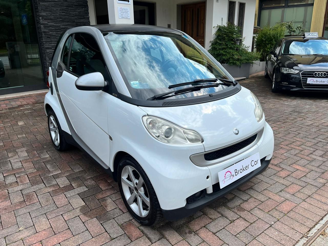 Smart ForTwo 1000 62 kW coupé passion